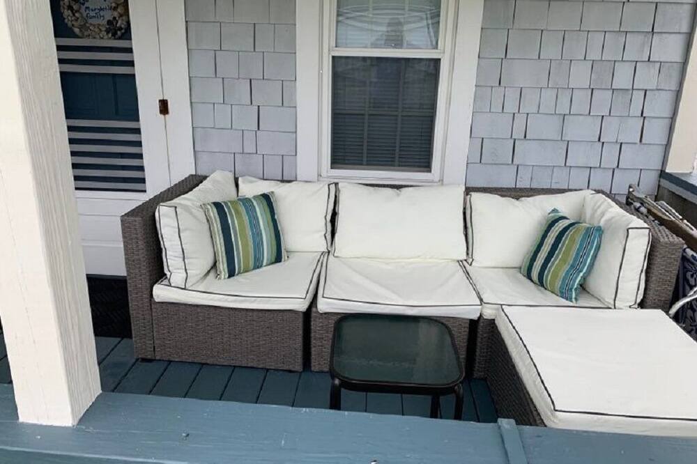 Photo of Patio Balcony in Green Harbor