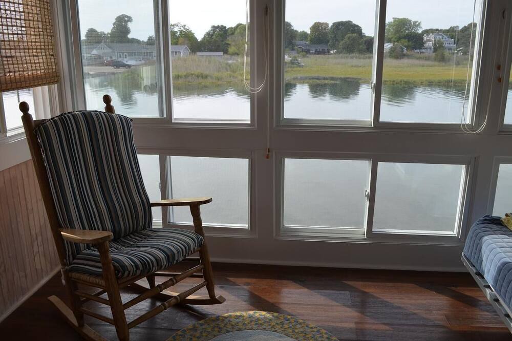 Photo of Bedroom in Green Harbor