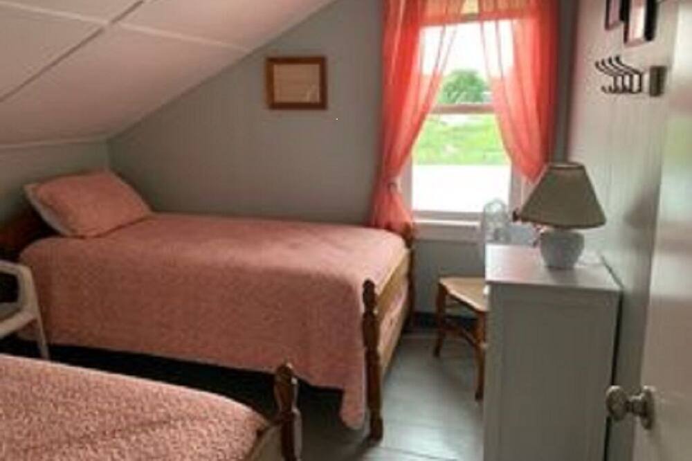 Photo of Bedroom in Green Harbor