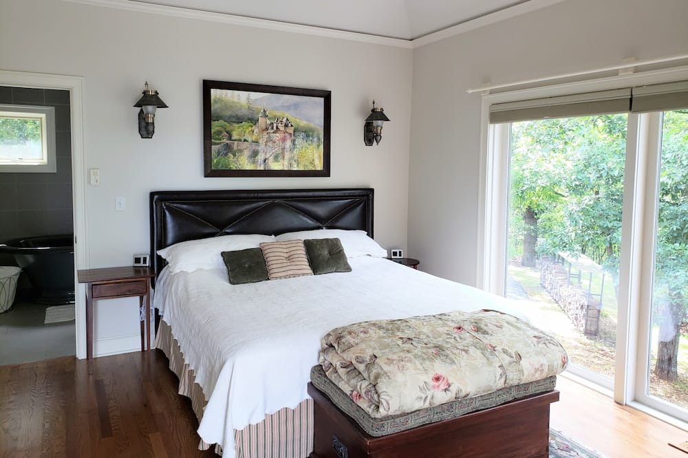 Photo of Bedroom in Dennis