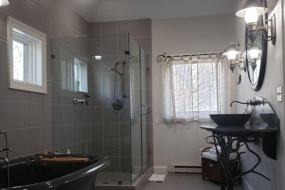 Photo of Bathroom in Dennis