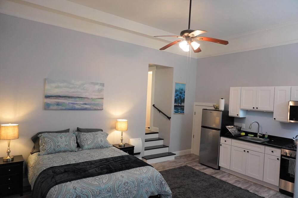 Photo of Others in Ashbury Heights