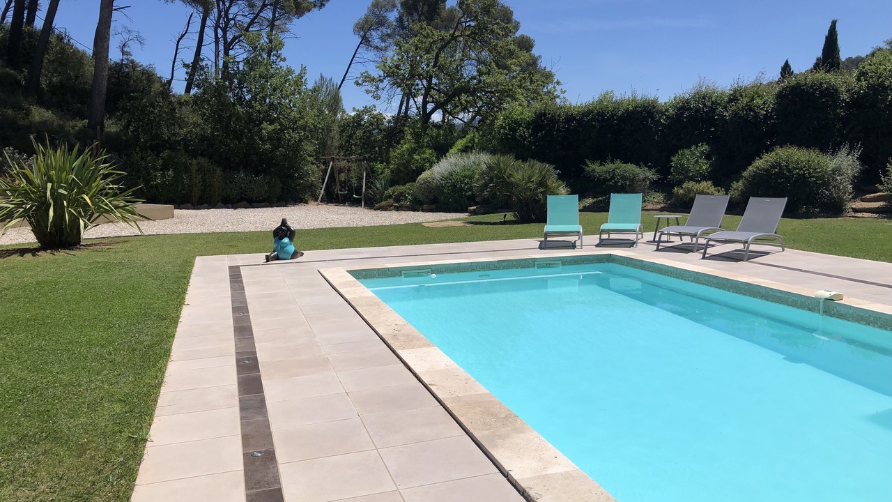 Photo of Outdoor in Cabries