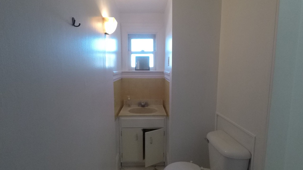 Photo of Bathroom in Haight-Ashbury