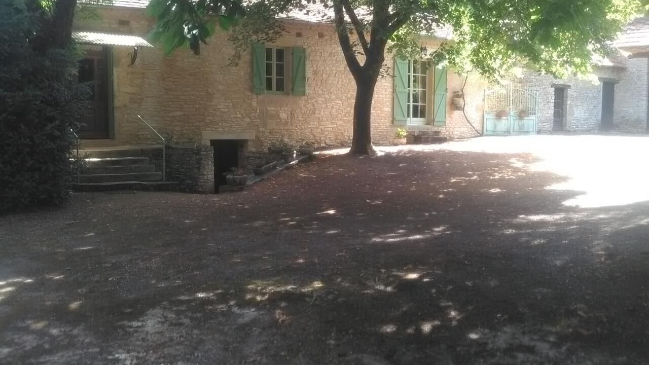 Photo of Outdoor in Temple-Laguyon