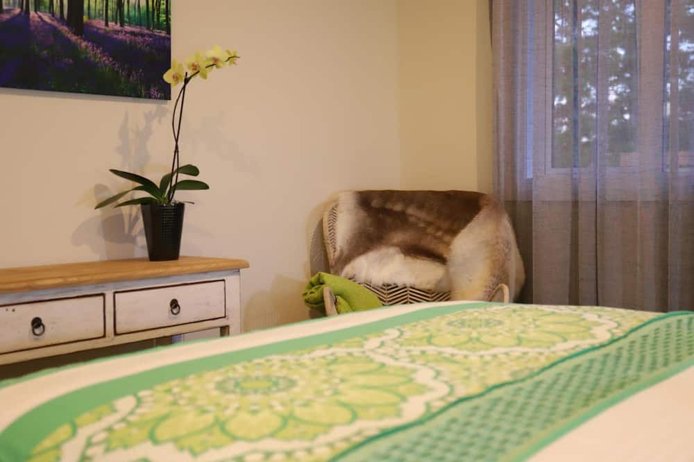 Photo of Bedroom in Aongatete