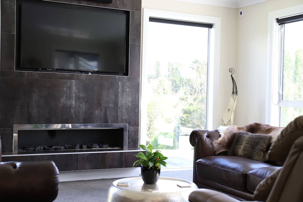 Photo of Livingroom in Aongatete