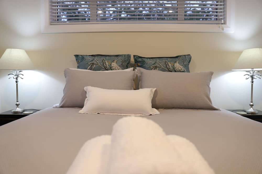 Photo of Bedroom in Aongatete