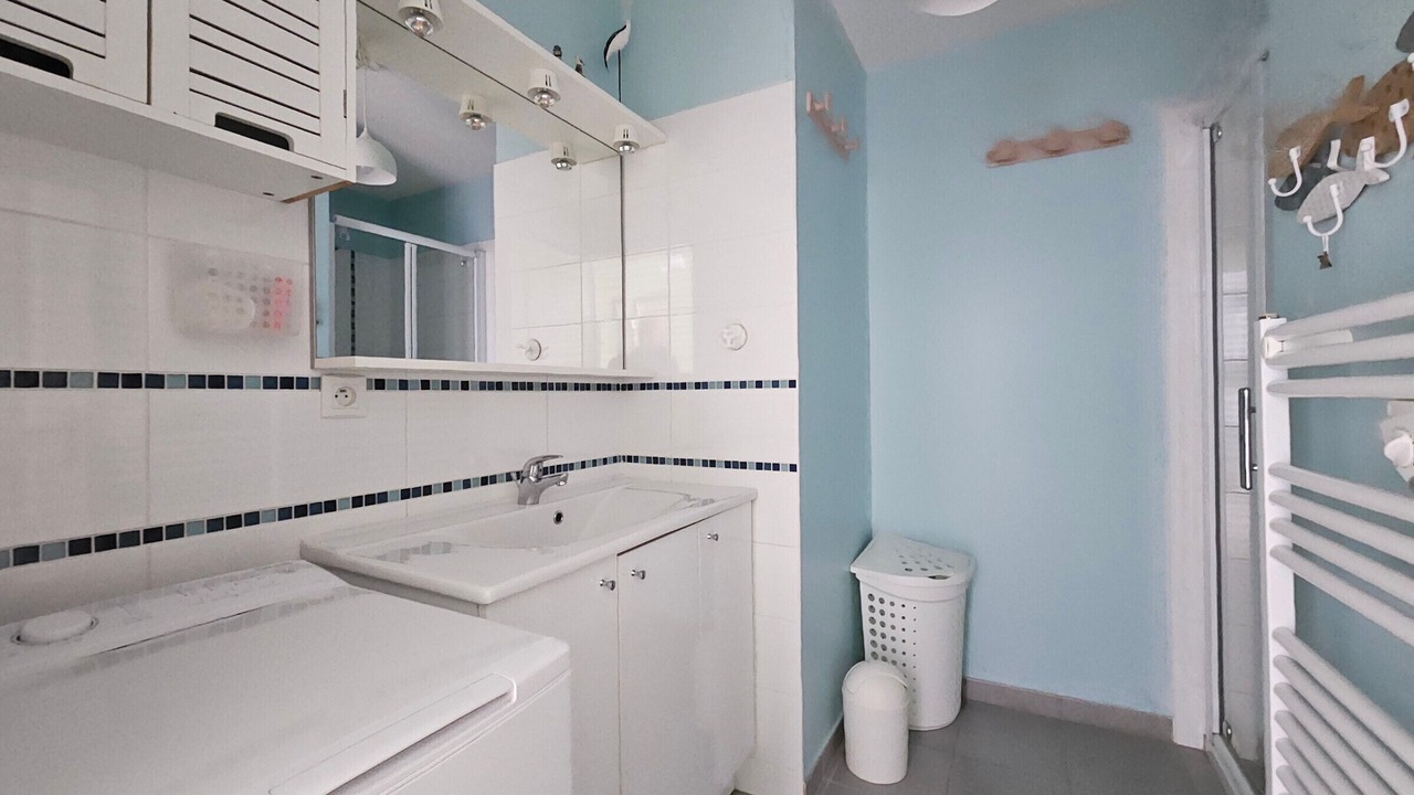 Photo of Bathroom in LʼAiguillon-sur-Mer
