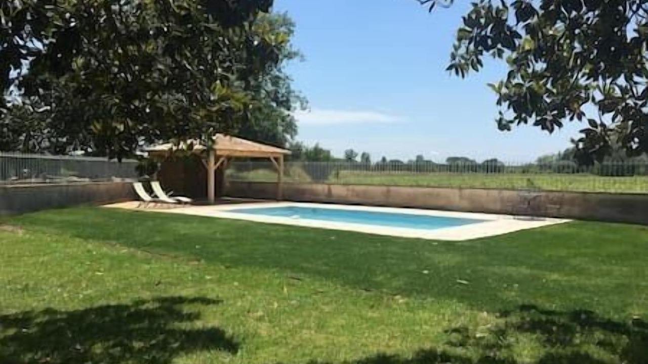 Photo of Outdoor in Libourne