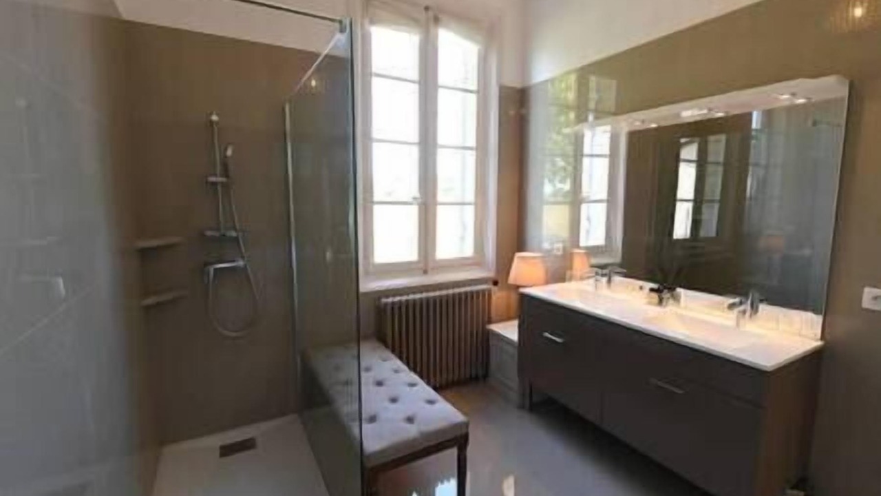 Photo of Others in Libourne