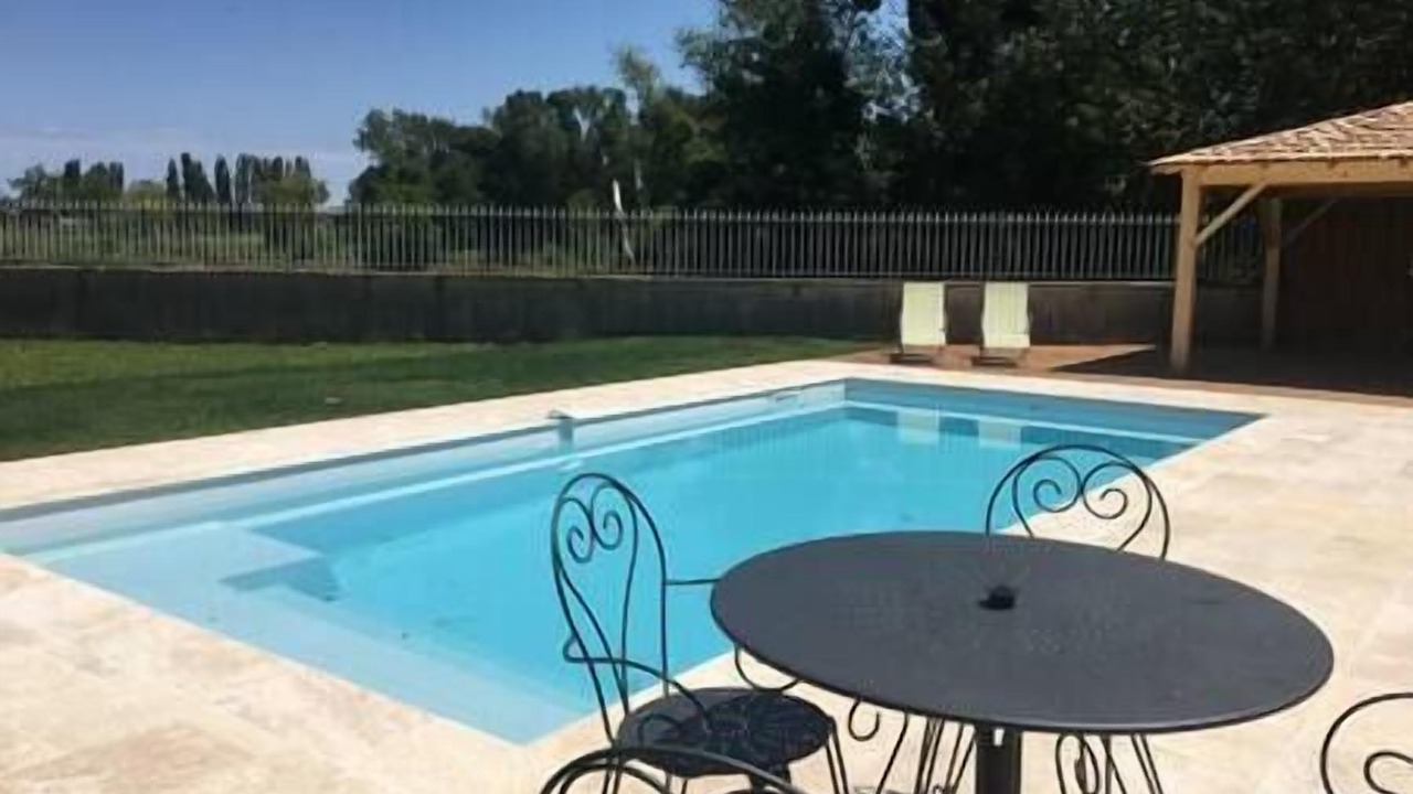 Photo of Outdoor in Libourne