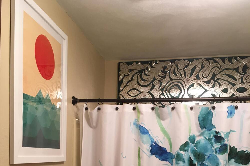 Photo of Bathroom in Spencer