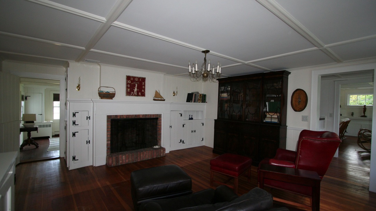 Photo of Livingroom in Cutchogue