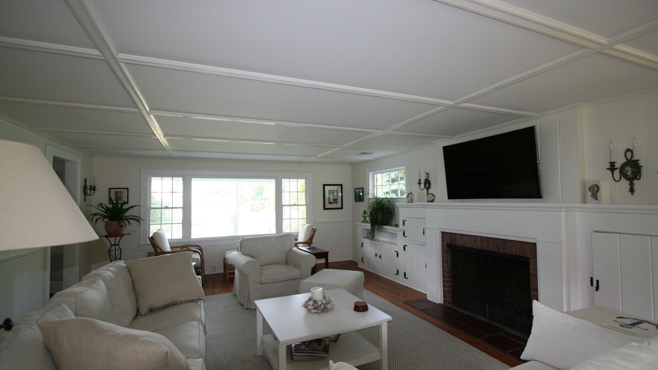 Photo of Livingroom in Cutchogue