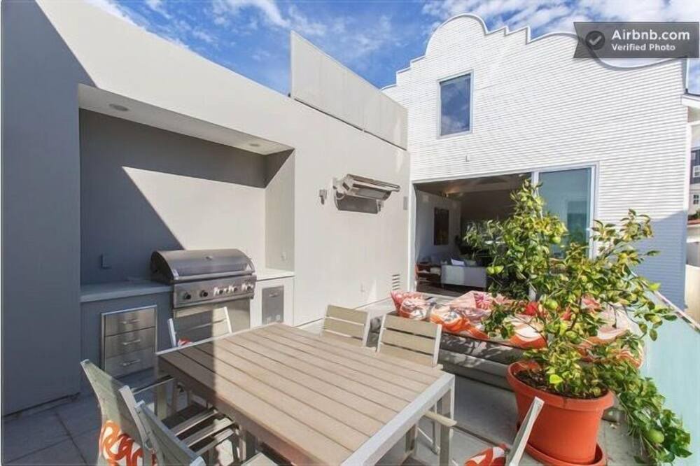 Photo of Patio Balcony in Ocean Park