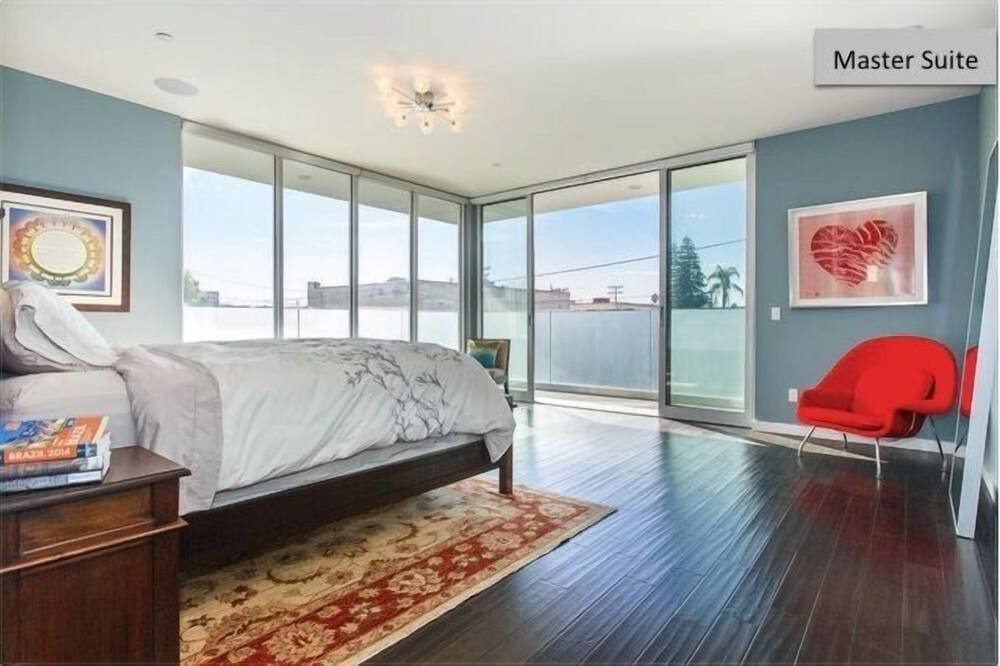 Photo of Bedroom in Ocean Park