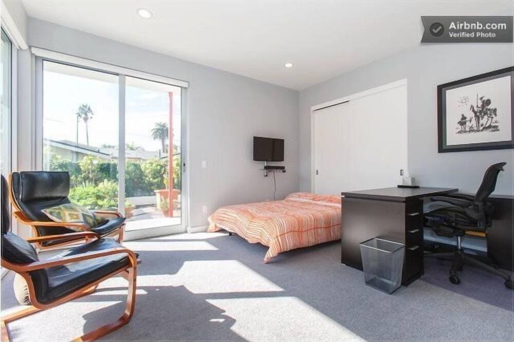 Photo of Bedroom in Ocean Park