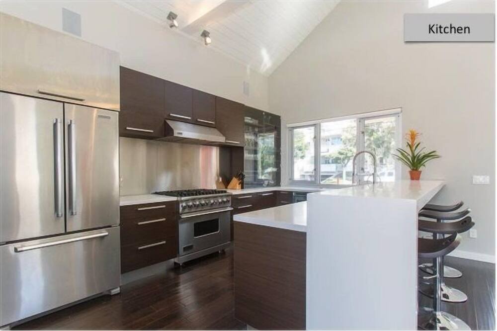 Photo of Kitchen in Ocean Park