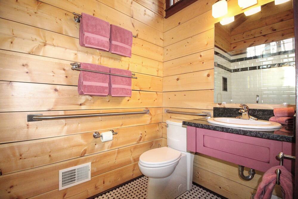 Photo of Bathroom in Fennville