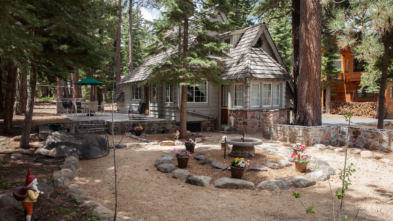 Photo of Outdoor in Pineland