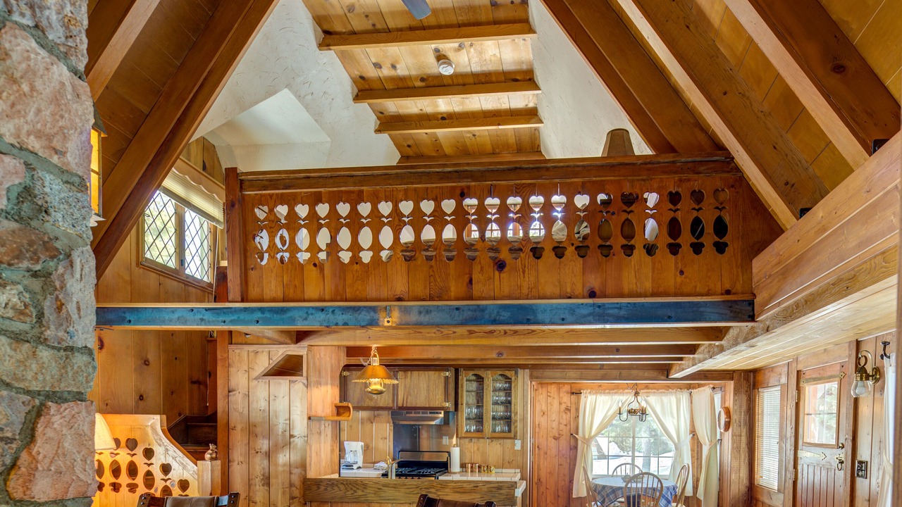Photo of Livingroom in Pineland