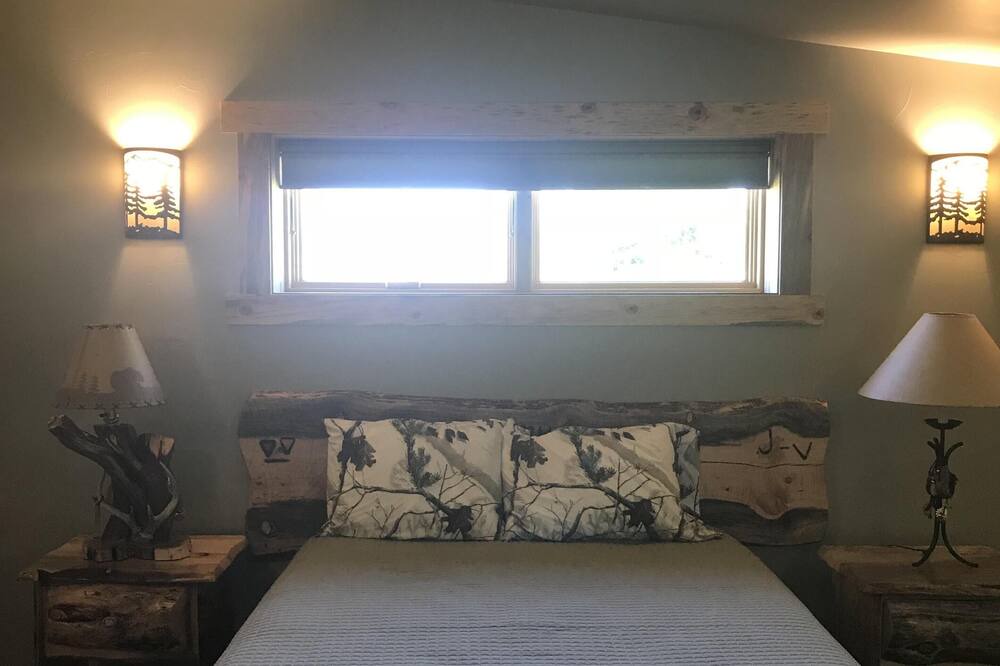 Photo of Bedroom in Livingston