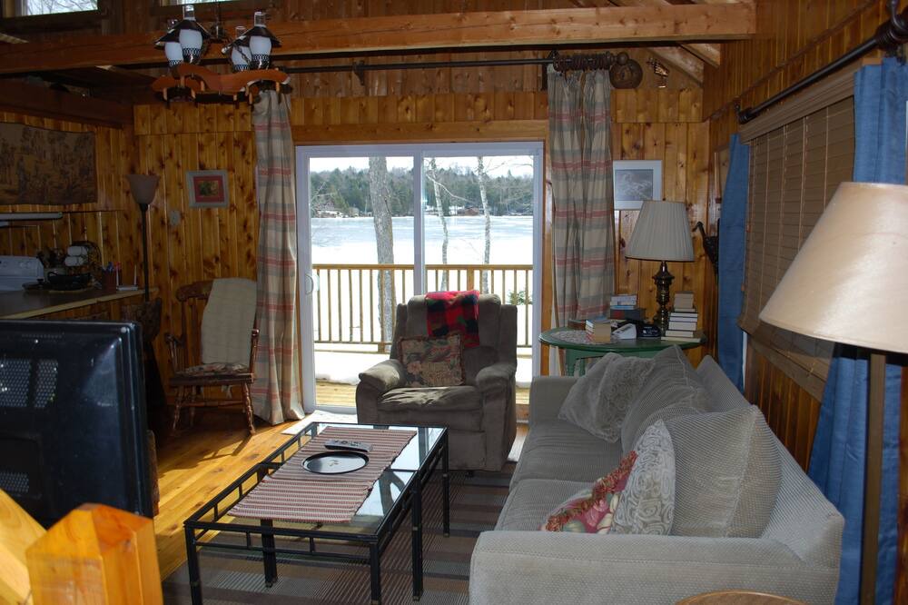 Photo of Outdoor in Lee