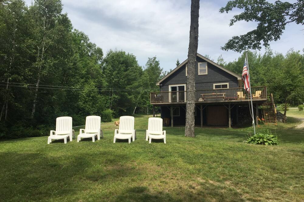 Photo of Outdoor in Lee