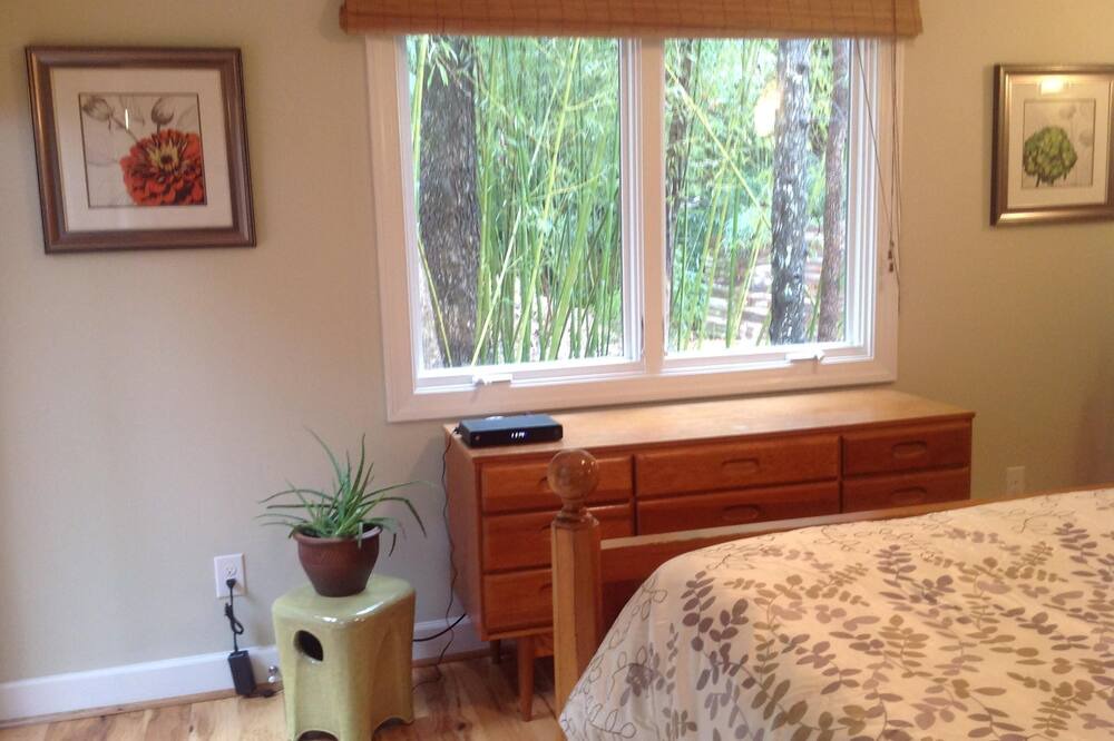 Photo of Bedroom in Burlington