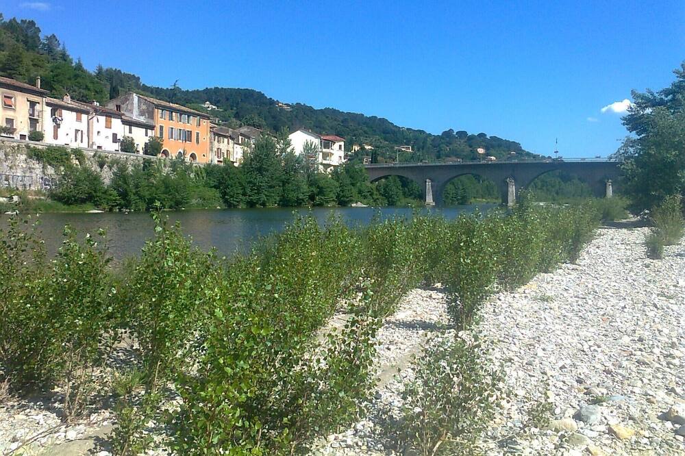 Photo of Outdoor in Aigremont