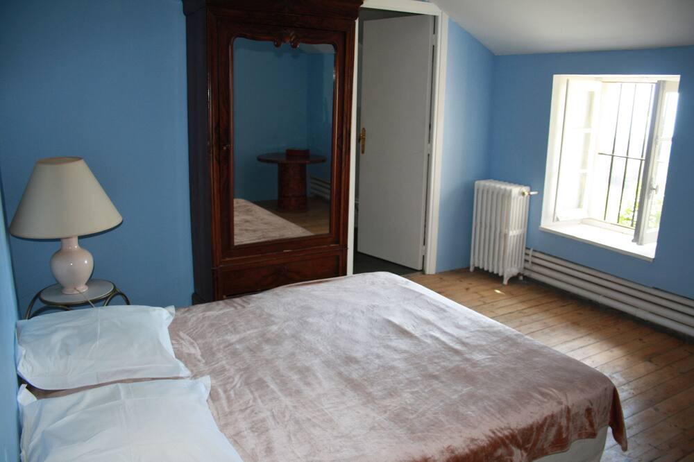 Photo of Bedroom in Cuxac-Cabardes