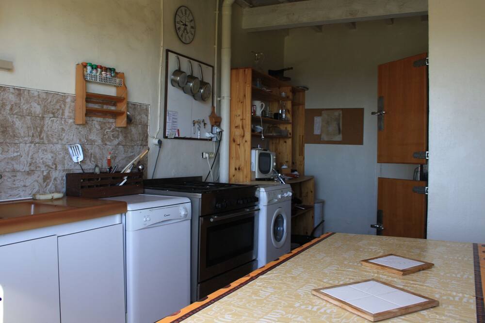 Photo of Kitchen in Cuxac-Cabardes