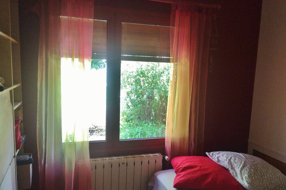 Photo of Bedroom in Castelnau-le-Lez