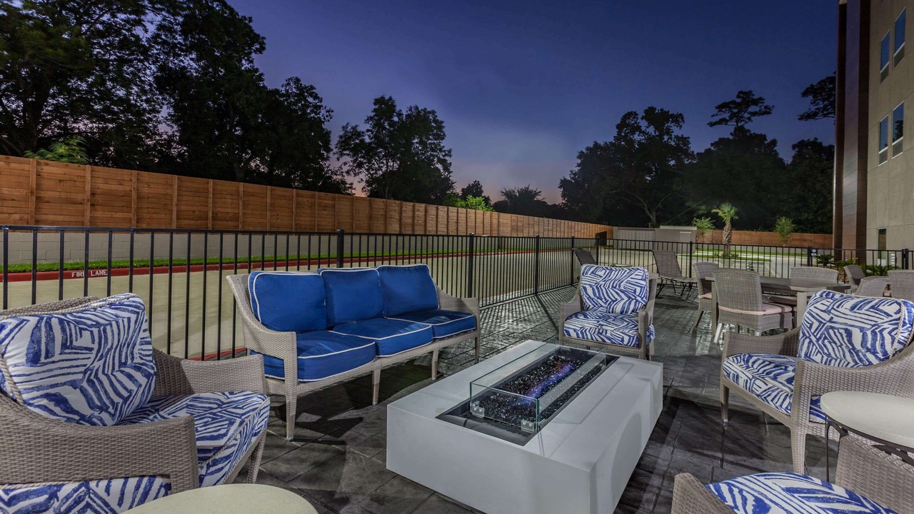 Photo of Livingroom in Channelview