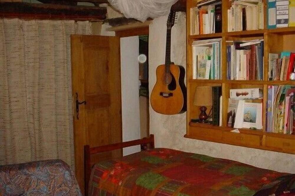 Photo of Bedroom in Beaumont