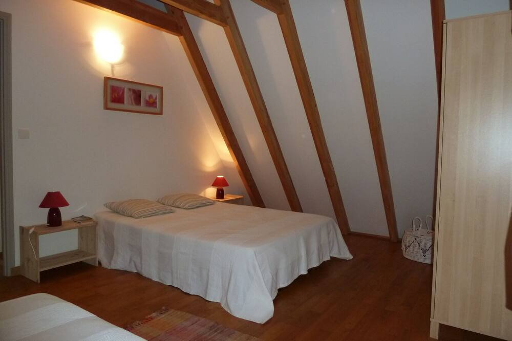 Photo of Bedroom in Loubressac
