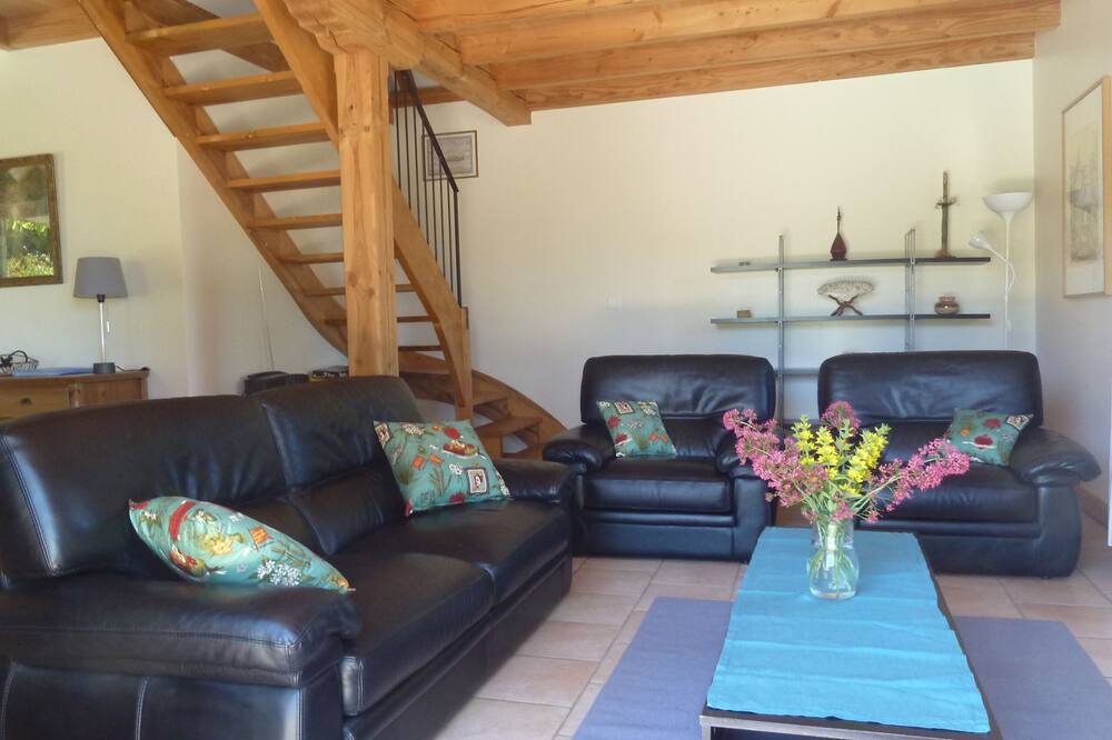 Photo of Livingroom in Loubressac