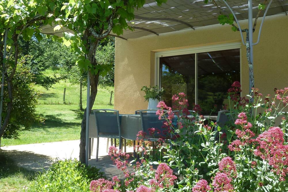 Photo of Outdoor in Loubressac