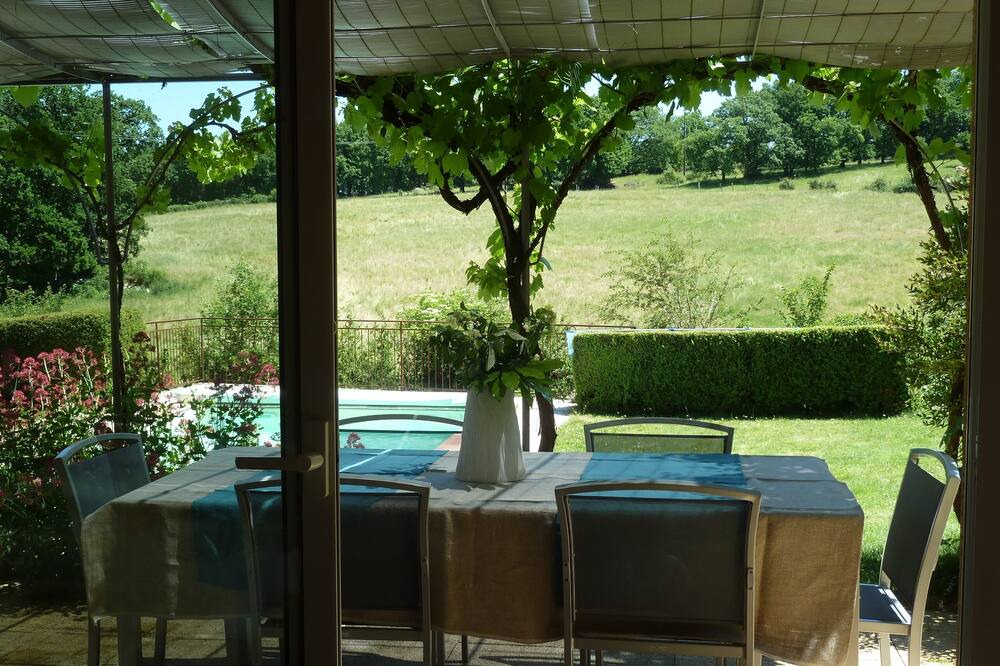 Photo of Patio Balcony in Loubressac
