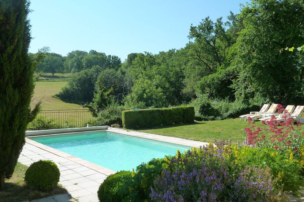Photo of Outdoor in Loubressac
