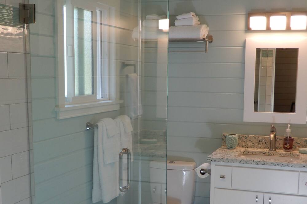 Photo of Bathroom in Opal Cliffs
