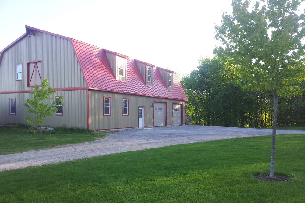 Photo of Outdoor in Hamilton