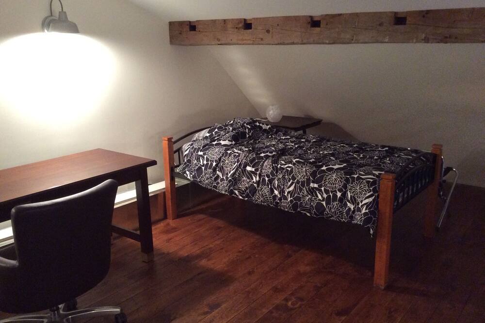 Photo of Bedroom in Hamilton