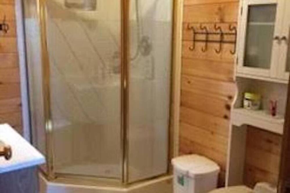 Photo of Bathroom in Kenora