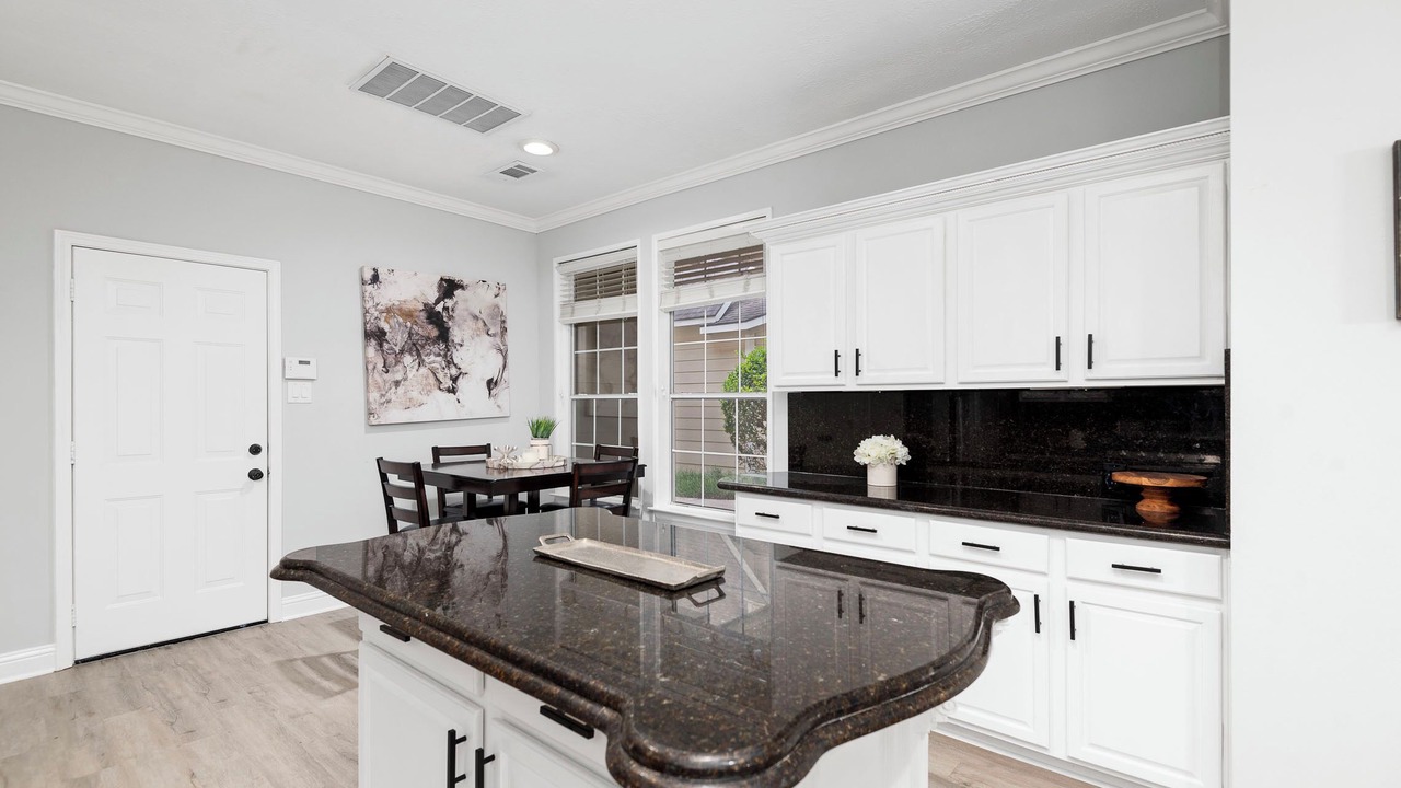 Photo of Kitchen in Alden Bridge
