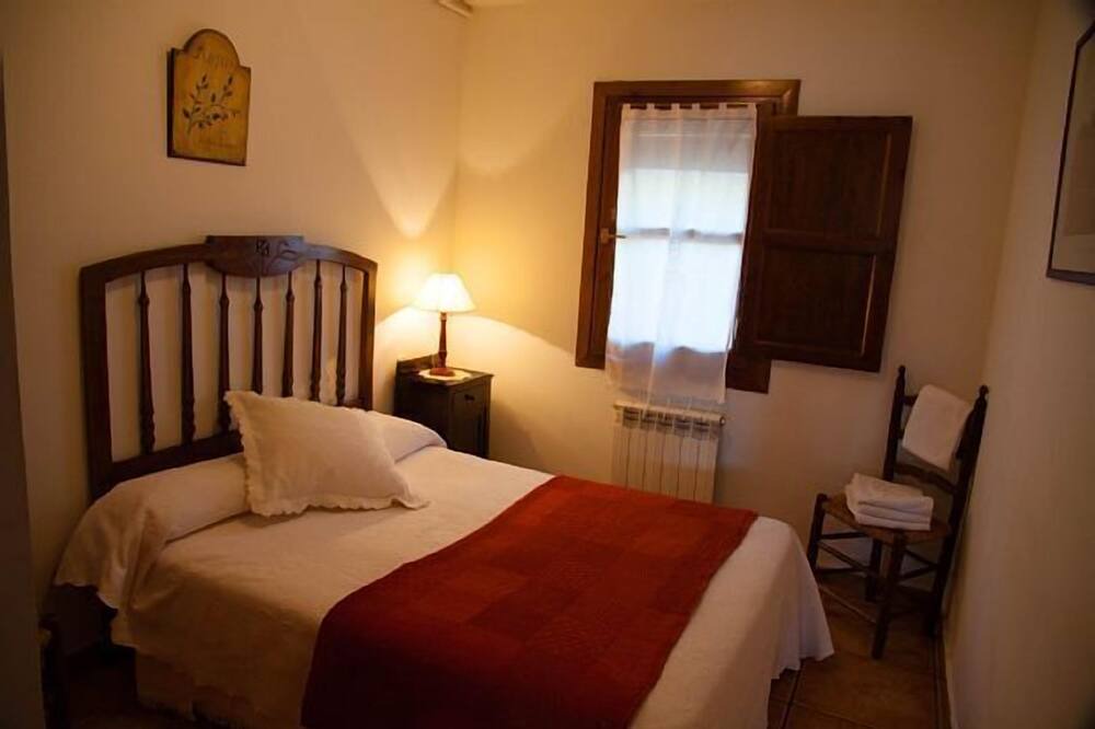 Photo of Bedroom in Alquezar