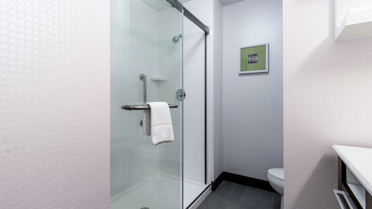 Photo of Bathroom in Locust Grove