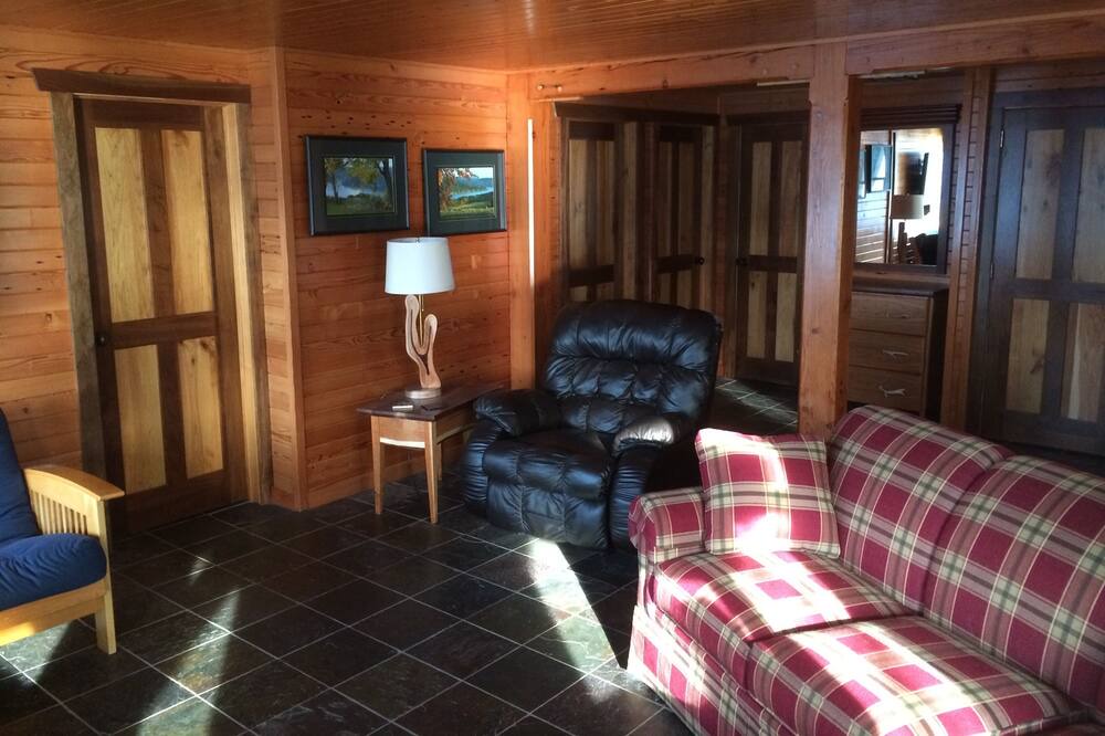 Photo of Bedroom in Valois
