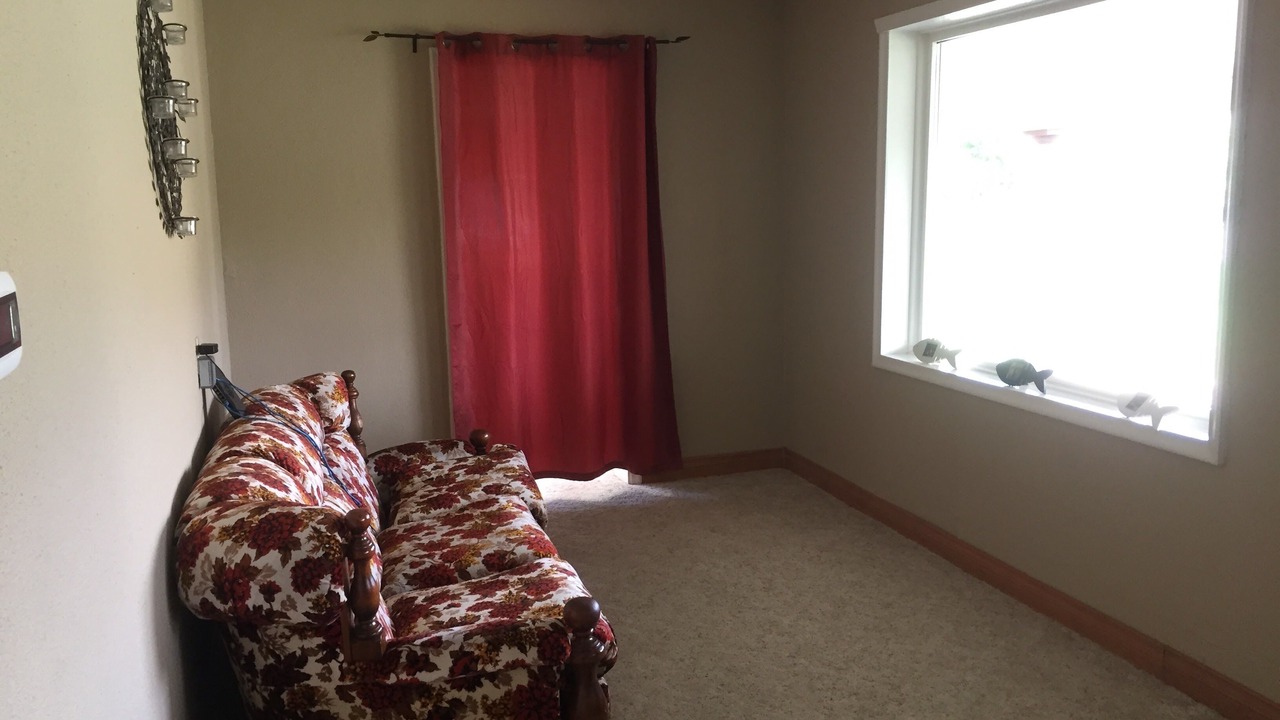 Photo of Livingroom in Clarkston Heights-Vineland